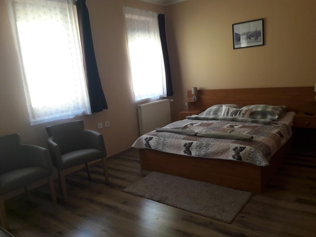Diófa Vendégház Eger Extérieur photo